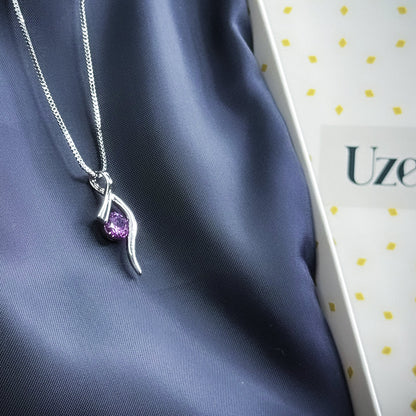 Wavelle | Curve Pendant Necklace