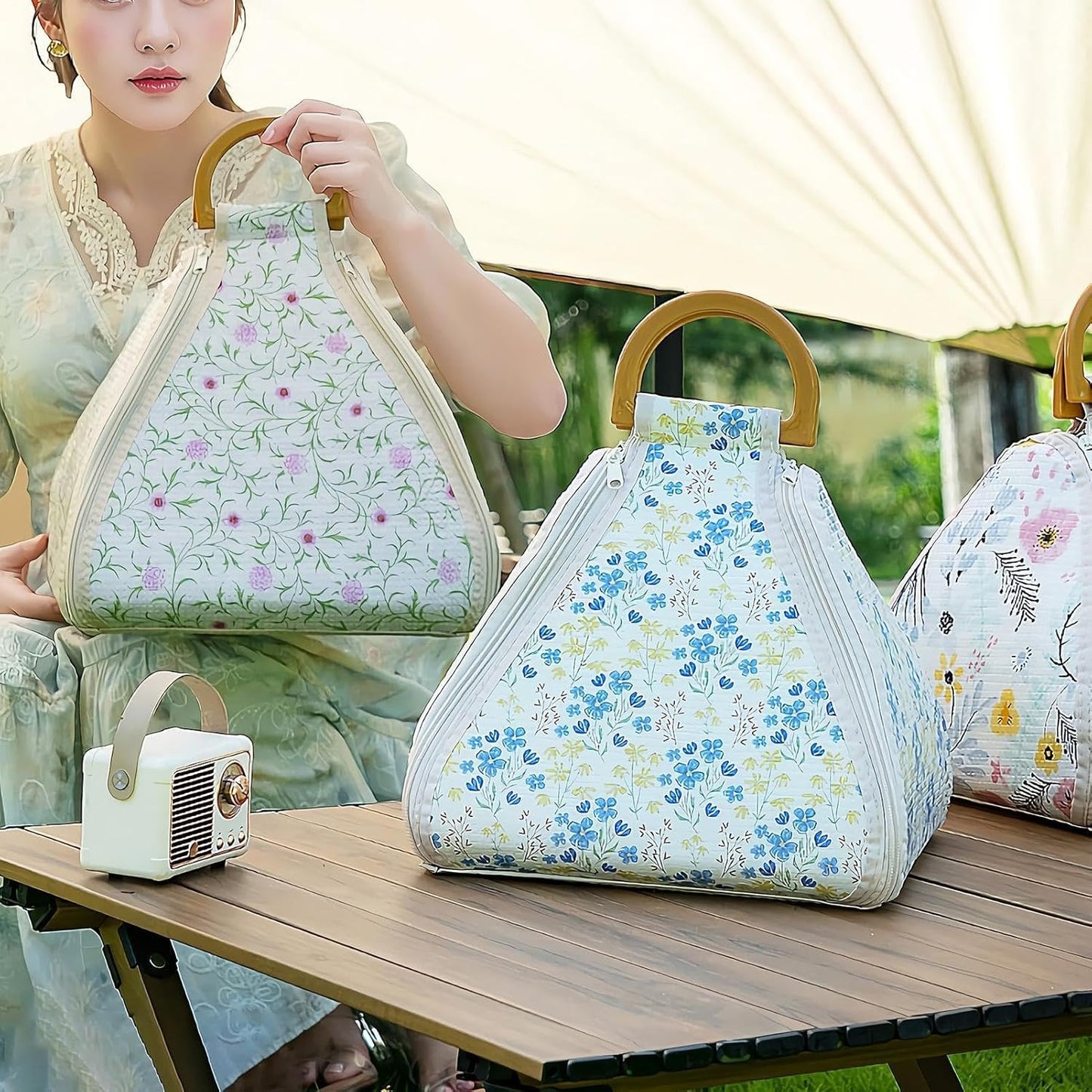 Elegant Floral Picnic Bag