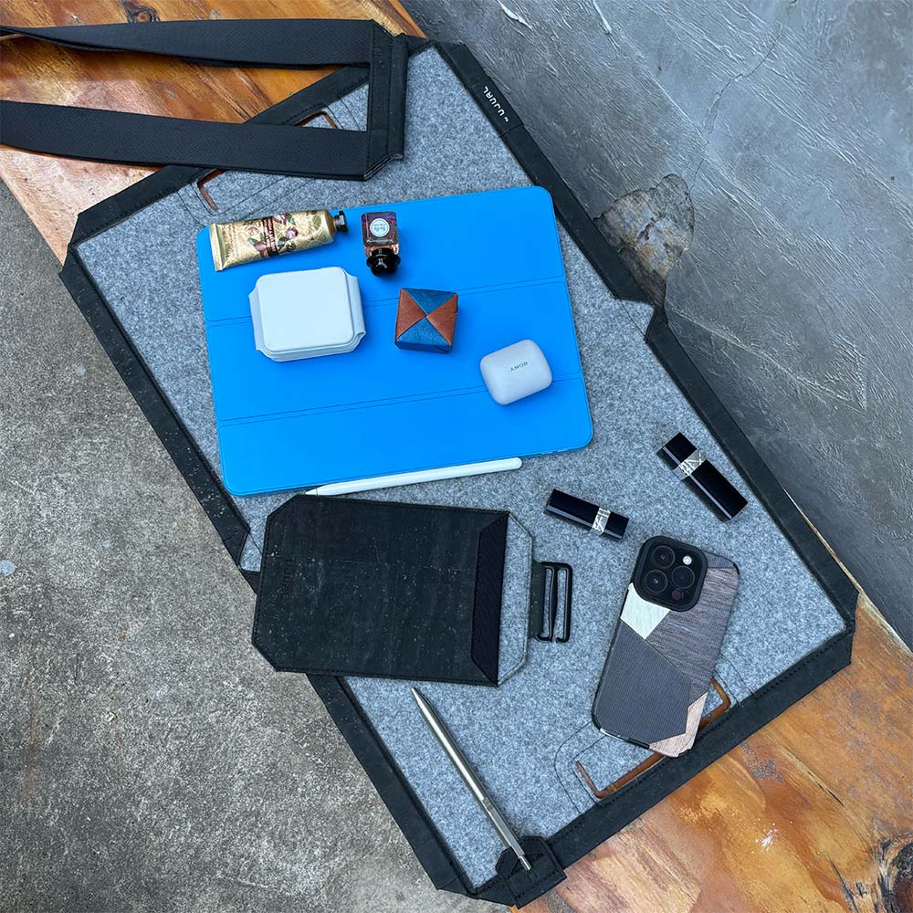 All in One Magnetic Smart Bag